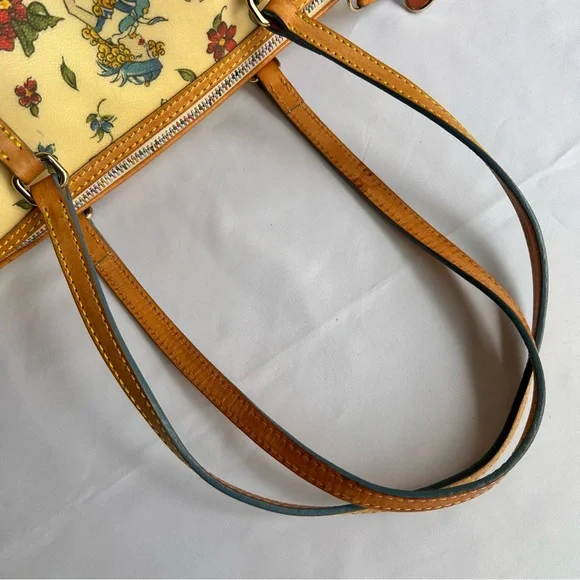 Dooney & Bourke Sailor Tattoo Girl Purse Y2K Rare Vintage Barrel Bag - Picture 16 of 16